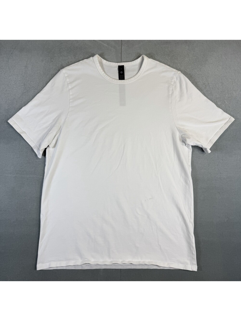 Lululemon Organic Cotton Blend Classic Fit T Shirt Mens Medium White LM3FQQS